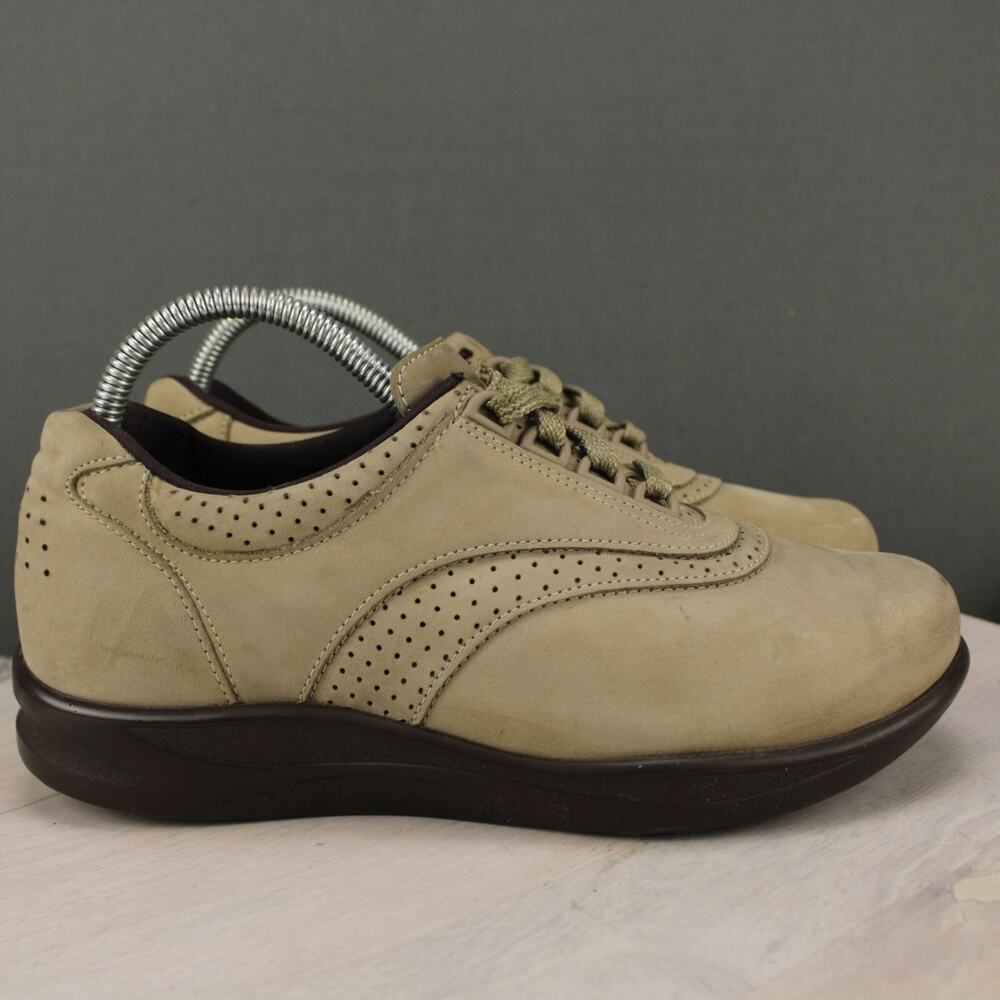 SAS Walking Shoes Lace Up Comfort Womens 8 Wide Tan Leather Suede
